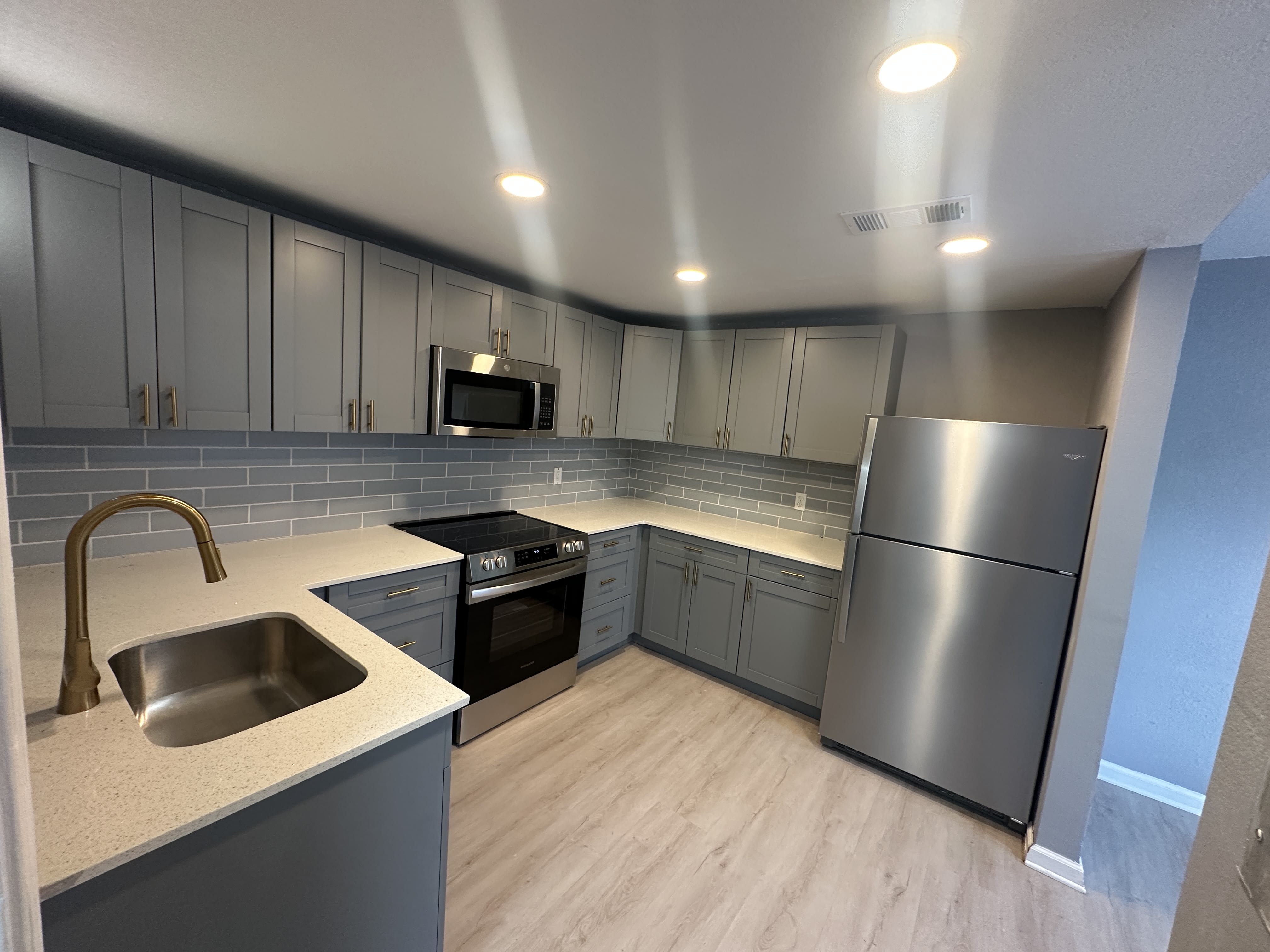 3150 Belden Circle – photo 2