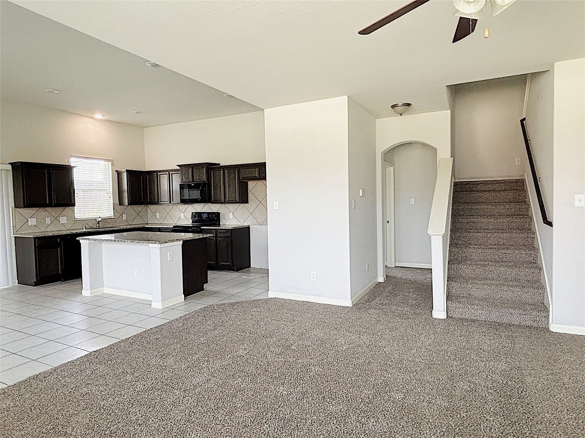 9470 Smoke Tree Drive – photo 3