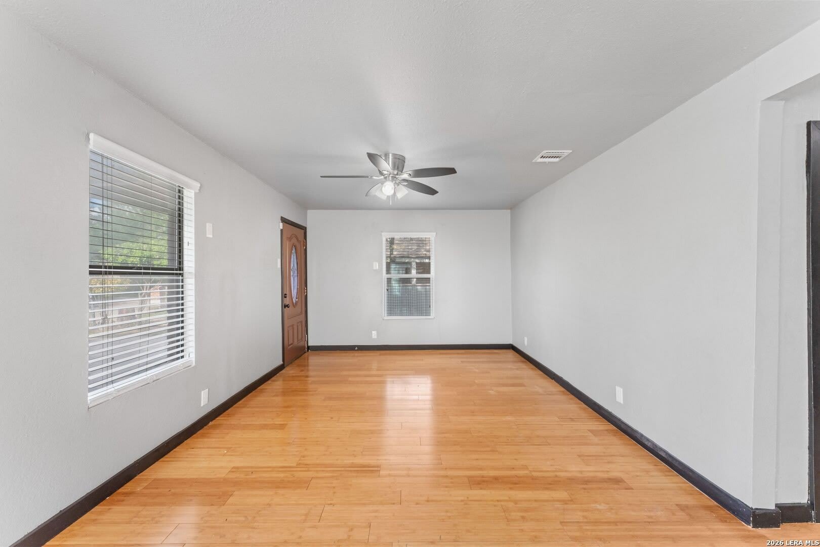 2114 Fitch – photo 3