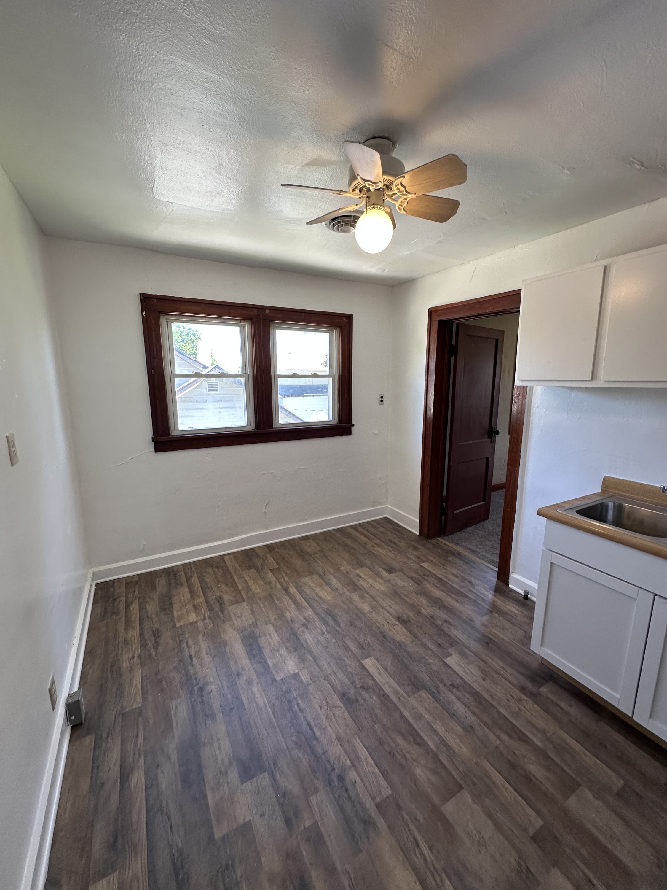 2940 Pitt Street – photo 4