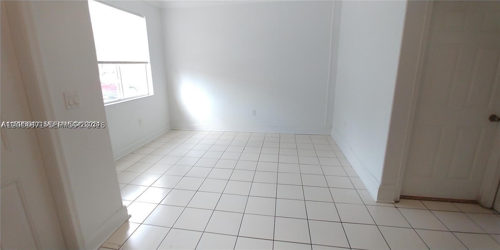 1528 SE 24th Ct – photo 3