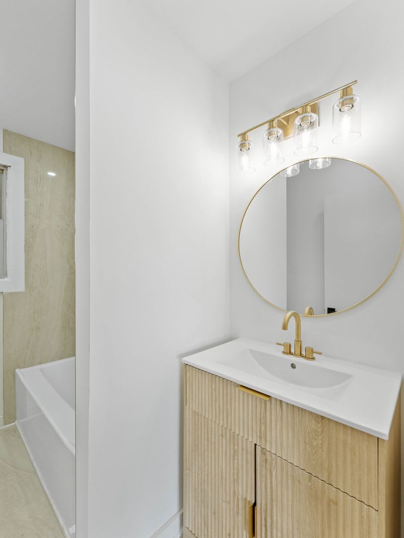 Newly Renovated 3BR Home in Lawnside with Designer Kitchen, Modern Bath & Huge Yard – photo 3