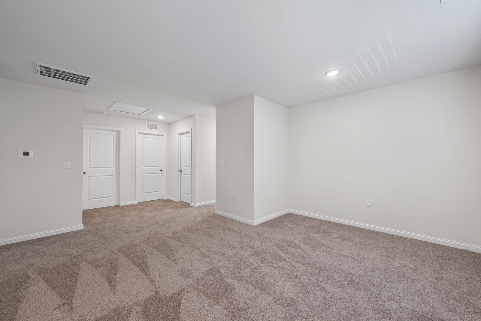 FOR RENT – photo 2