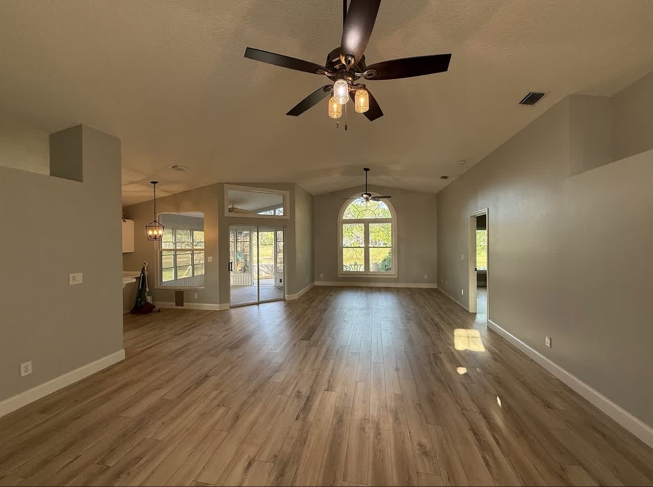2700 Alicia Lane – photo 3