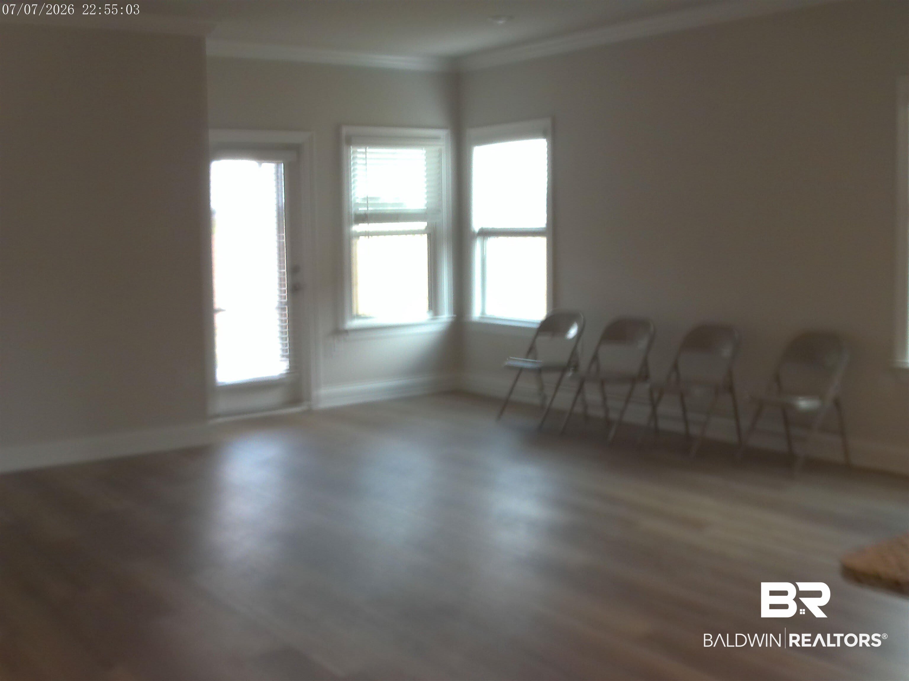 1069 Hayward Loop – photo 2