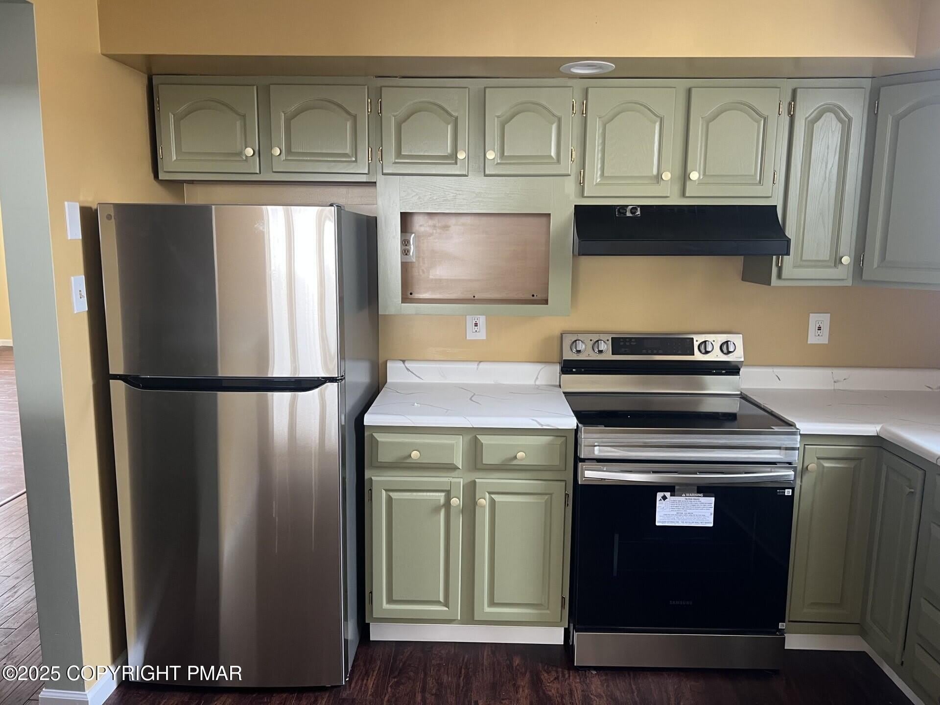 132 E Main Street – photo 2