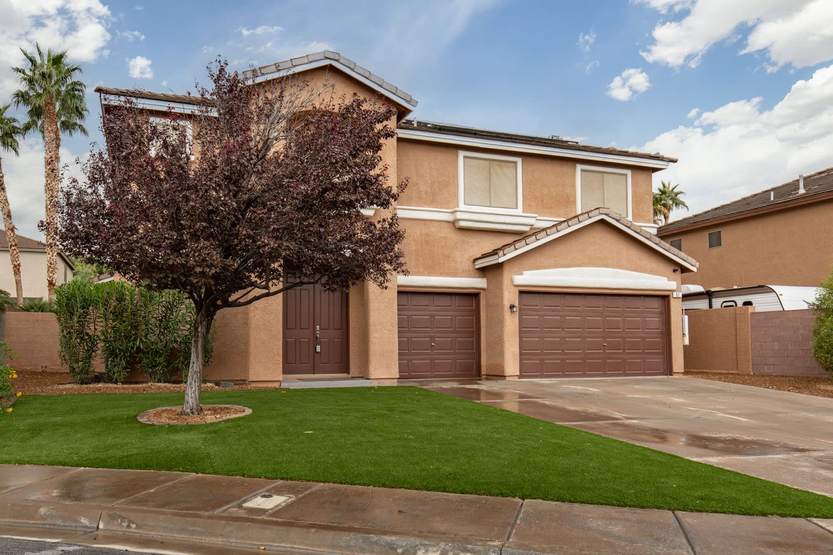 Stunning Remodeled Henderson Home with Pool & Spa – photo 3