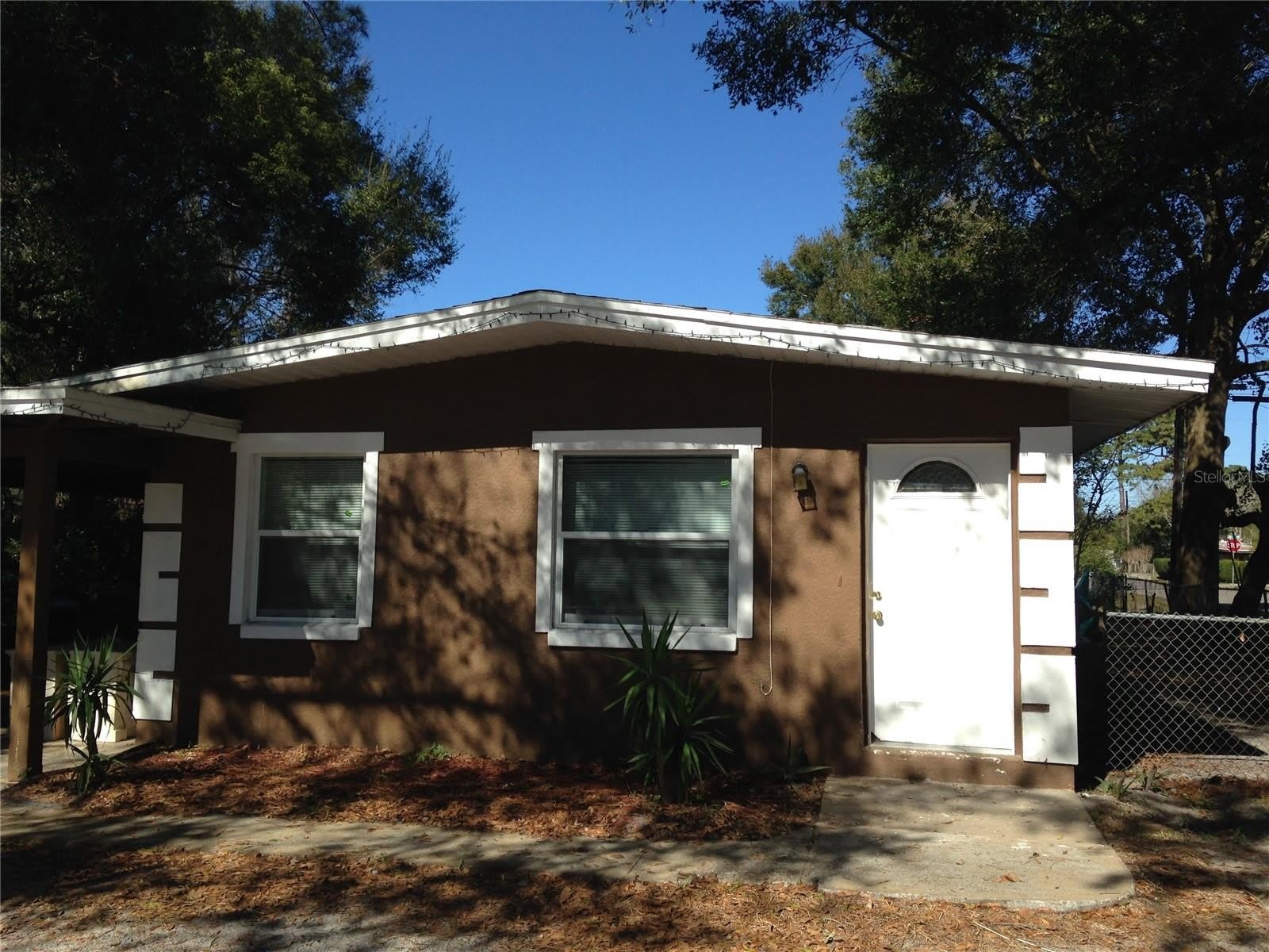 2605 PEMBROOK Drive – photo 1