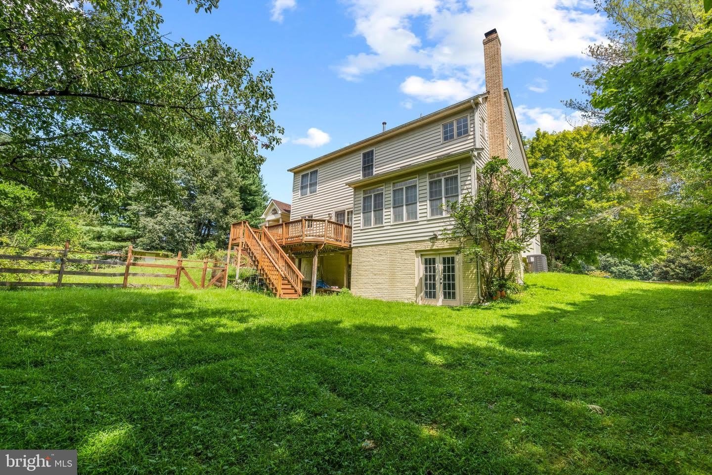 14204 Cervantes Ave – photo 5