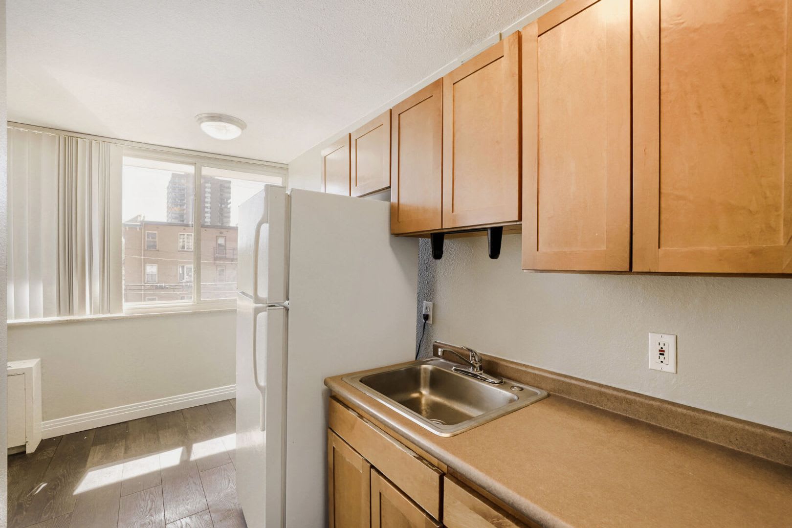 Gorgeous Capital hill studio condo – photo 5