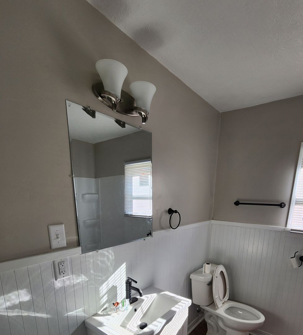 2 Bedroom House – photo 2