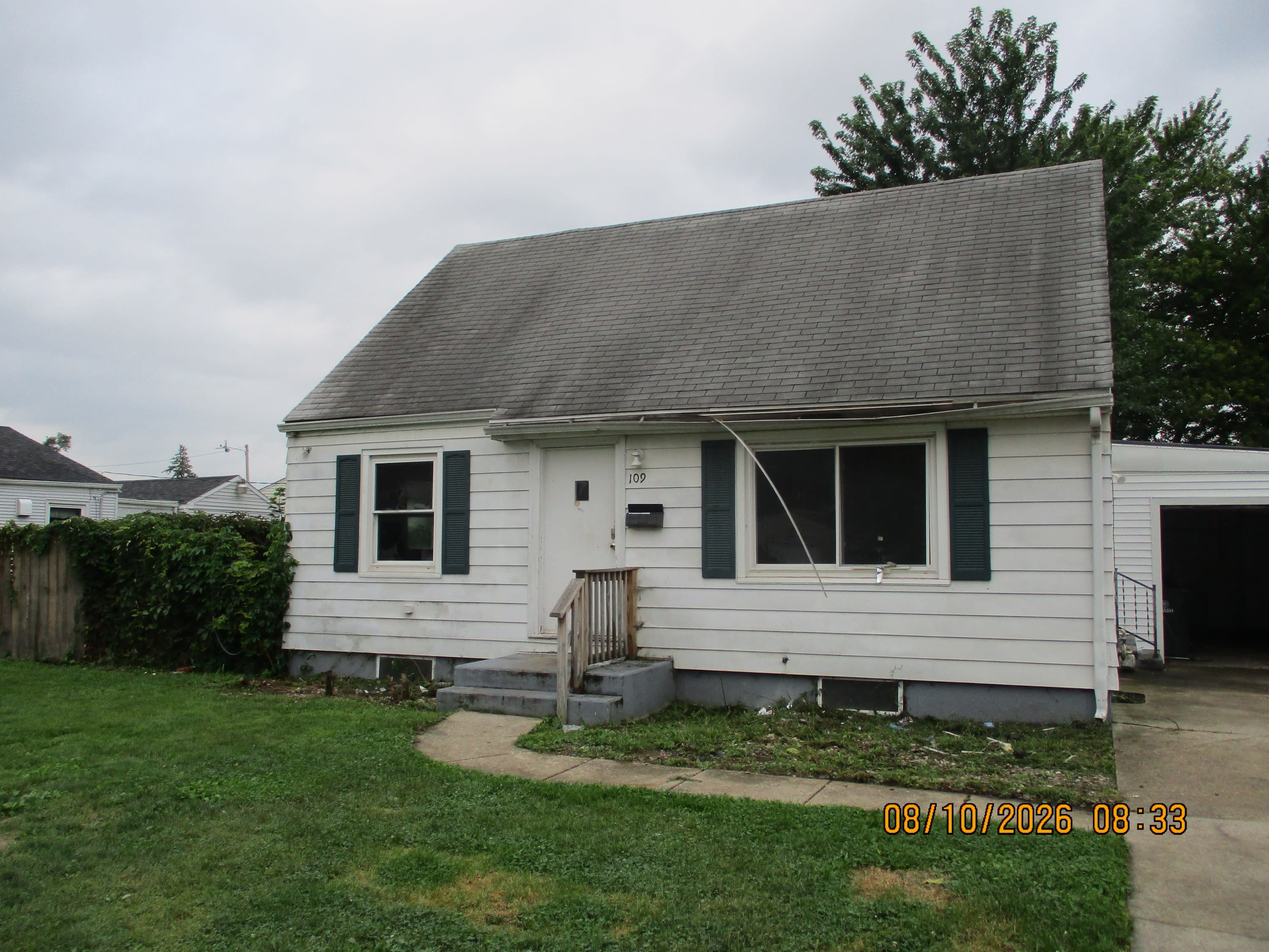 109 N. Gladstone – photo 1