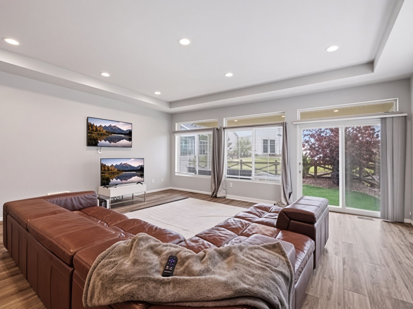 Beautiful 4 Bed, 3 Bath Ranch in Banning Lewis Ranch – photo 5