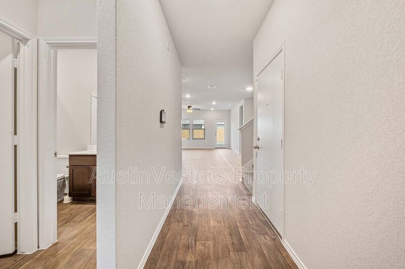 204 Lily Pond Trl – photo 4