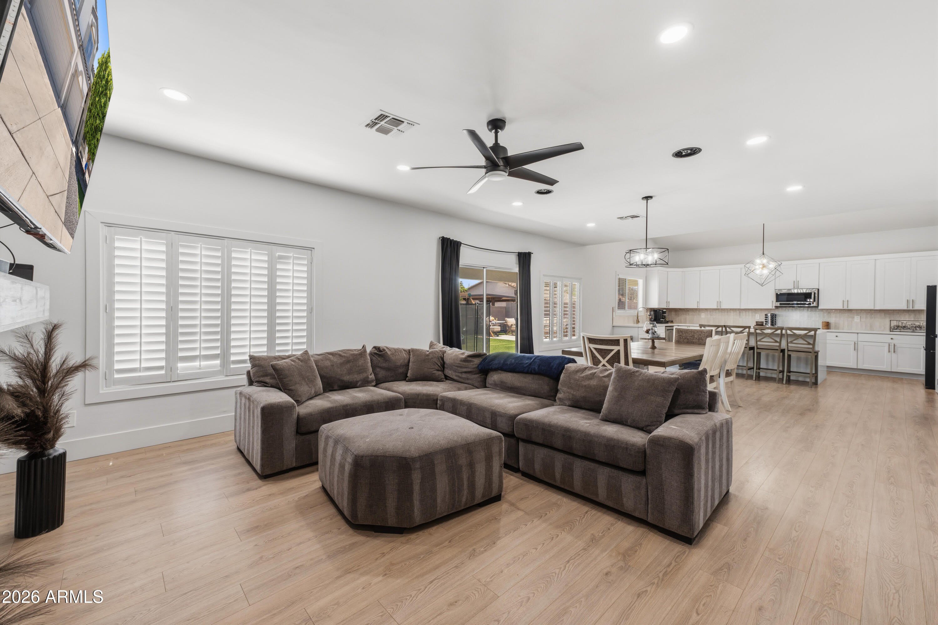 10427 E Diamond – photo 4