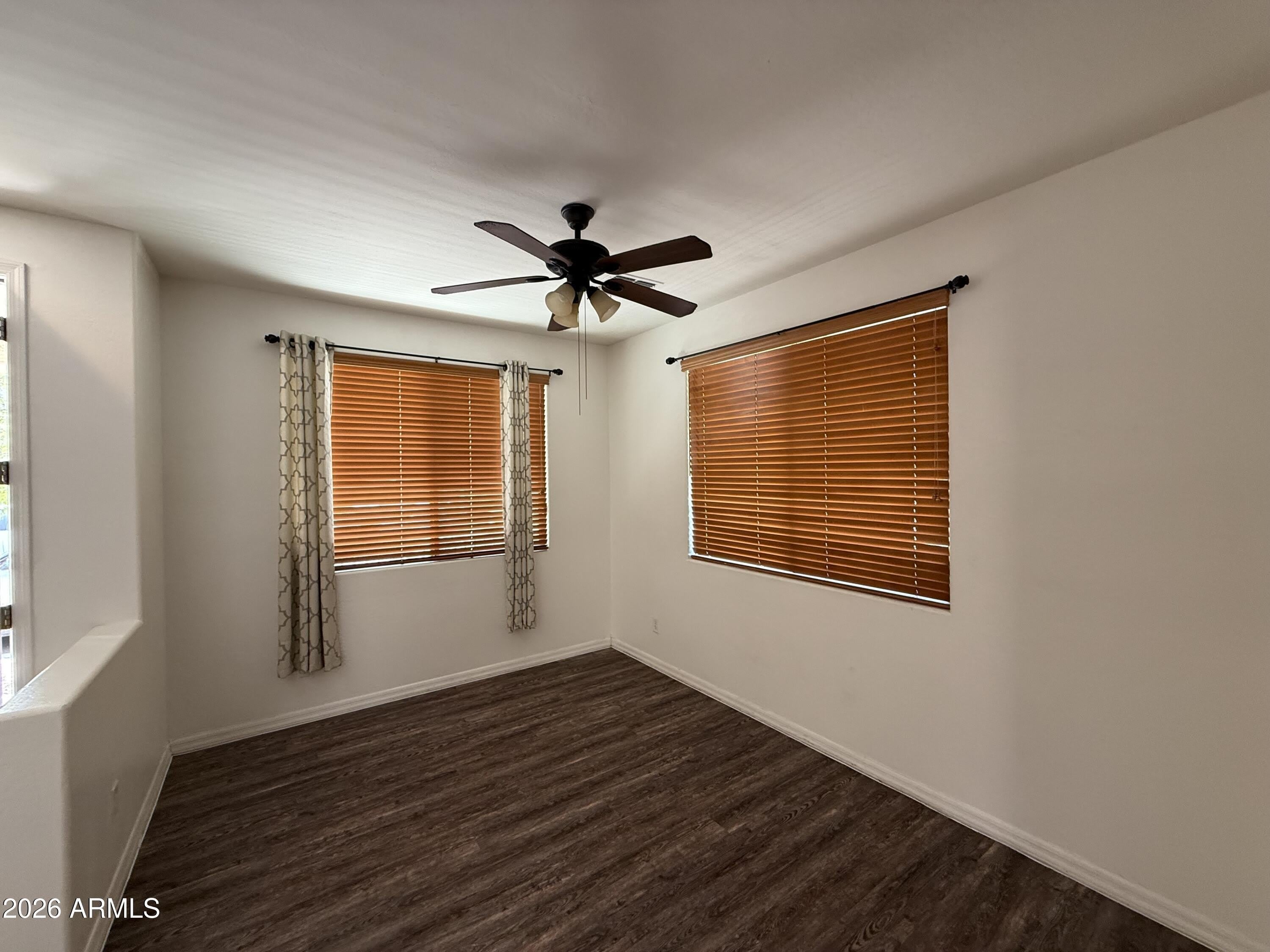 1670 E ELGIN Street – photo 5