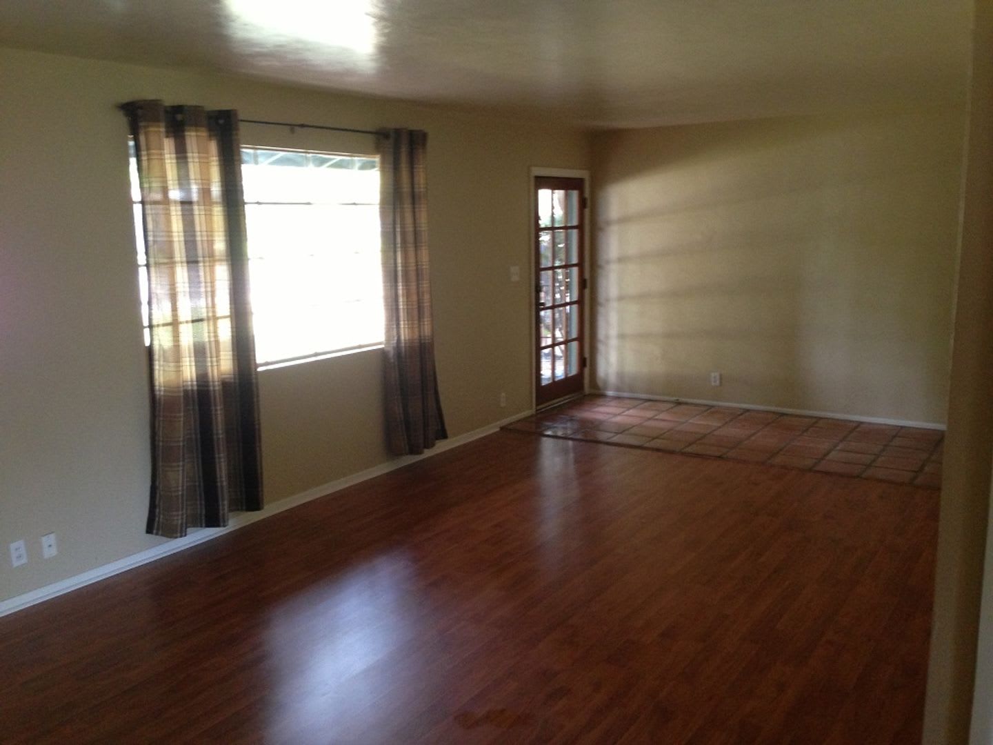 4 Bedroom in Hudson Park off Cedar – photo 2