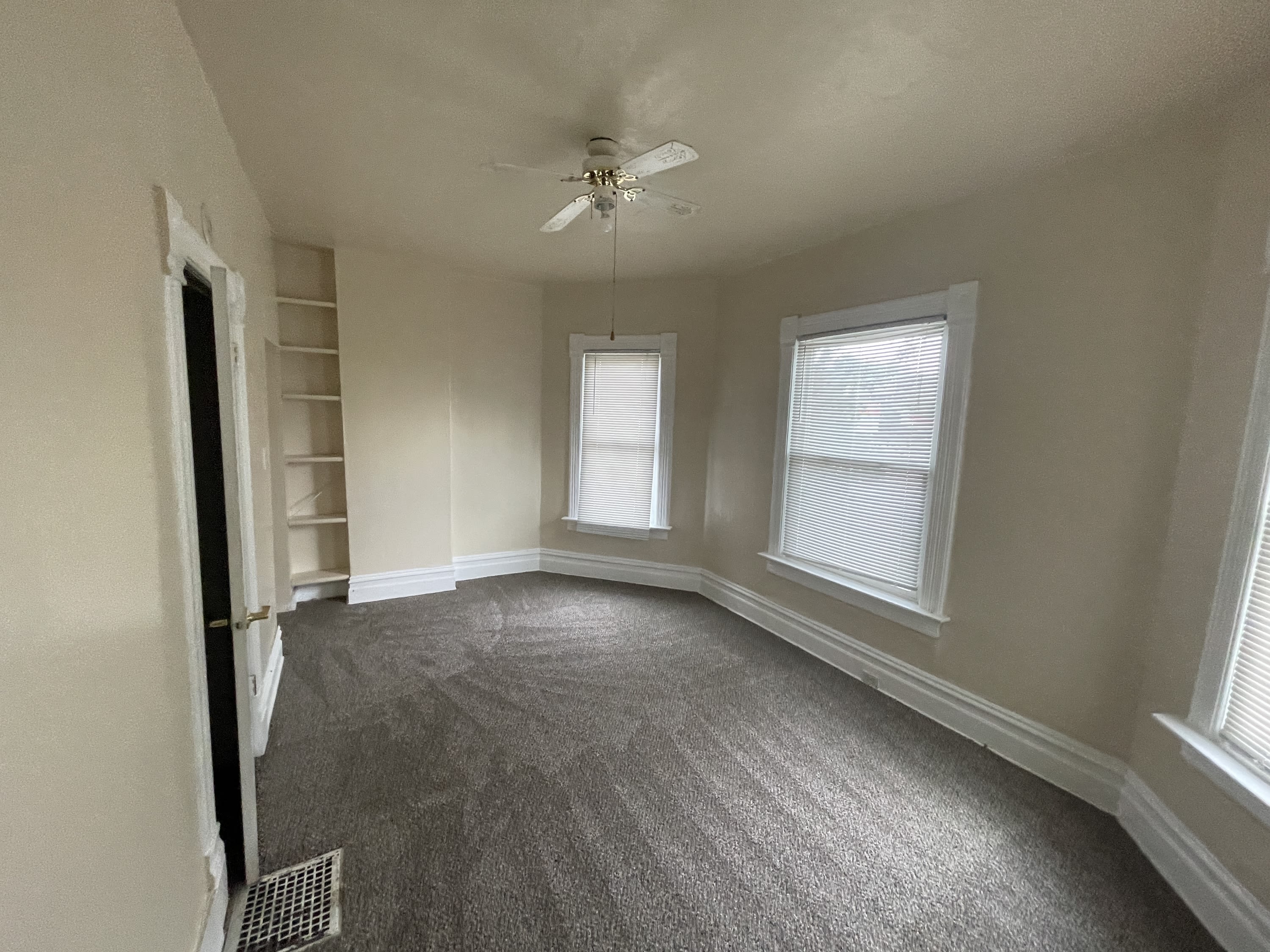 861 East 300 South 2 – photo 5