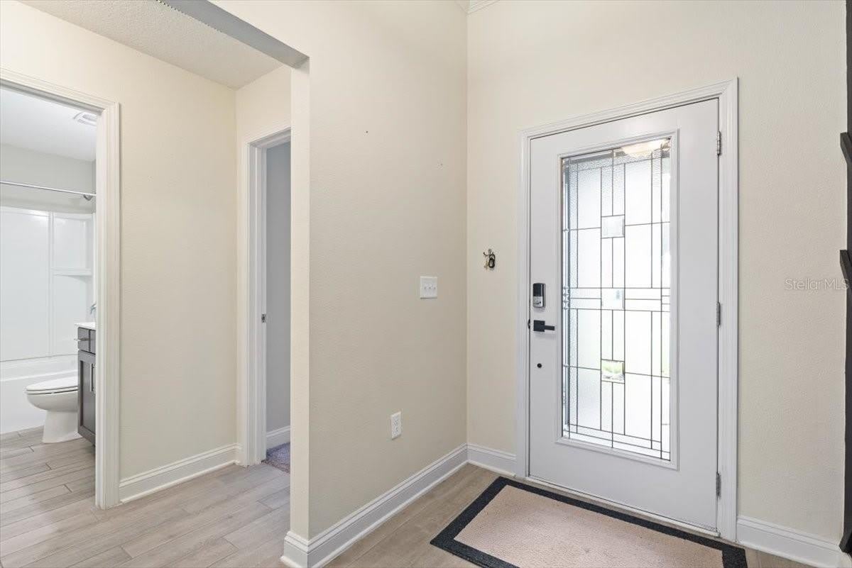 27 COLORADO SPRINGS Way – photo 4