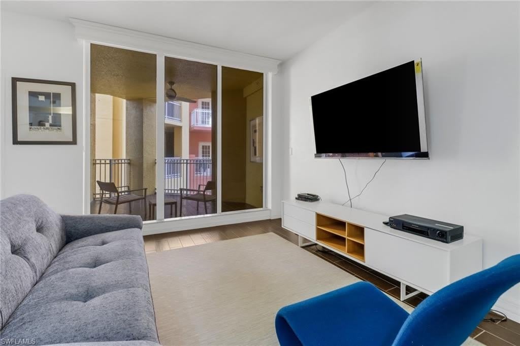 450 Bayfront Pl – photo 1