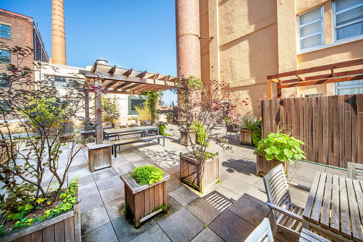 55 Berry St # 111 – photo 5