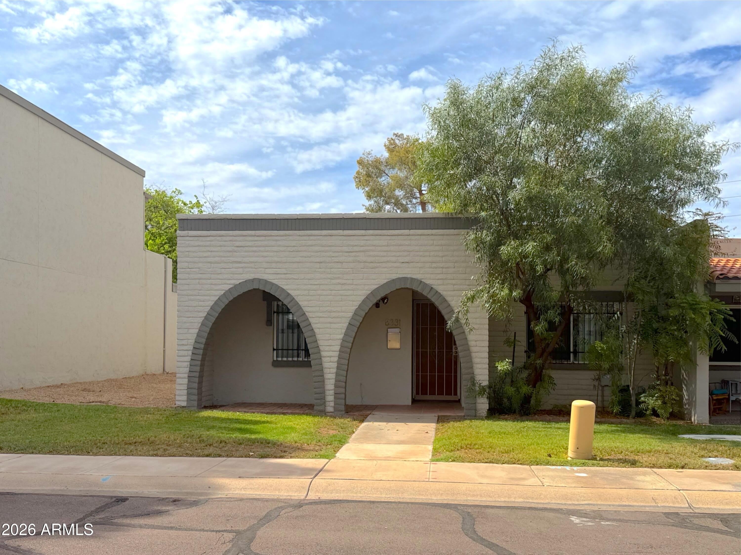 8331 E Valley Vista Drive – photo 1