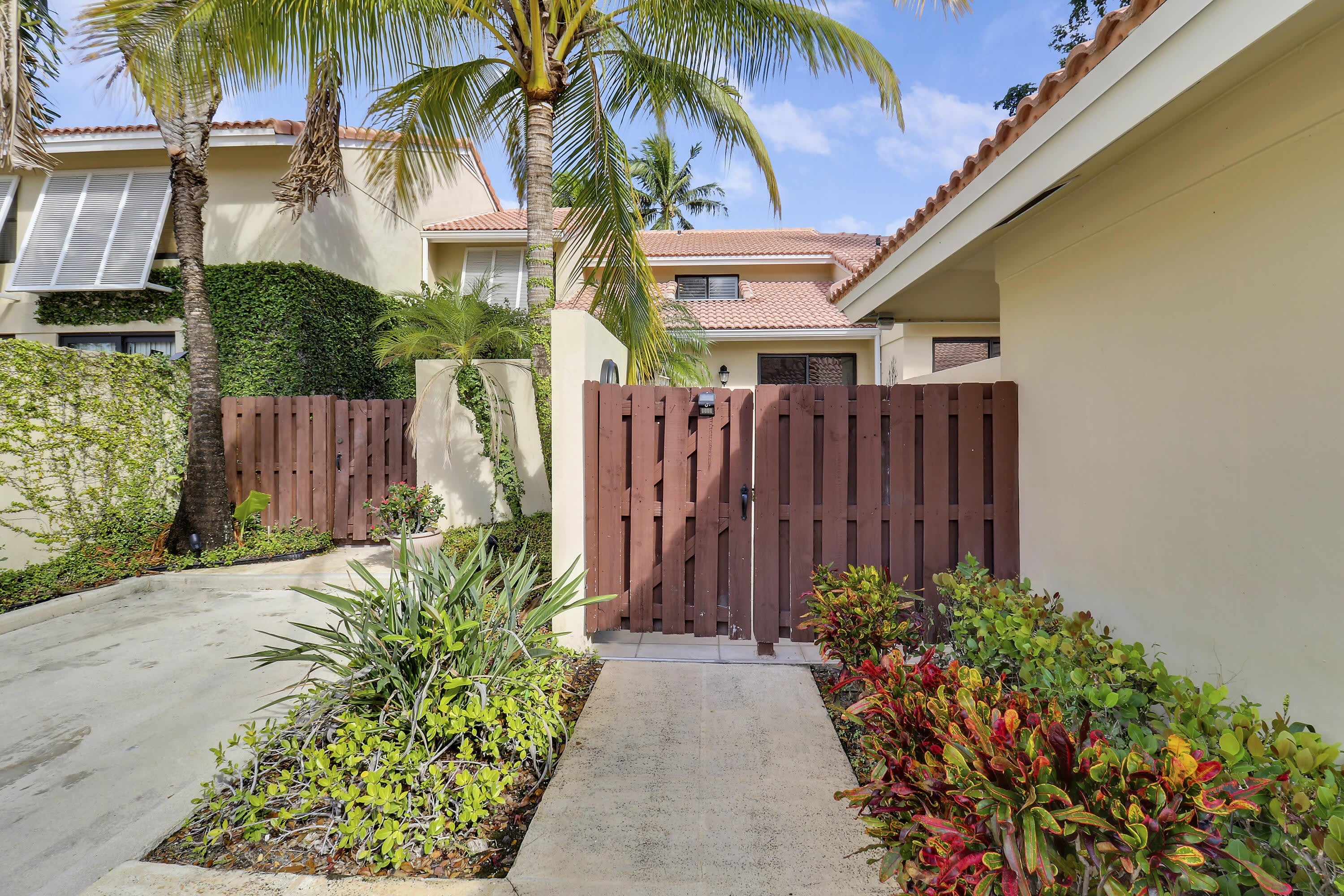 204 Old Meadow Way – photo 3