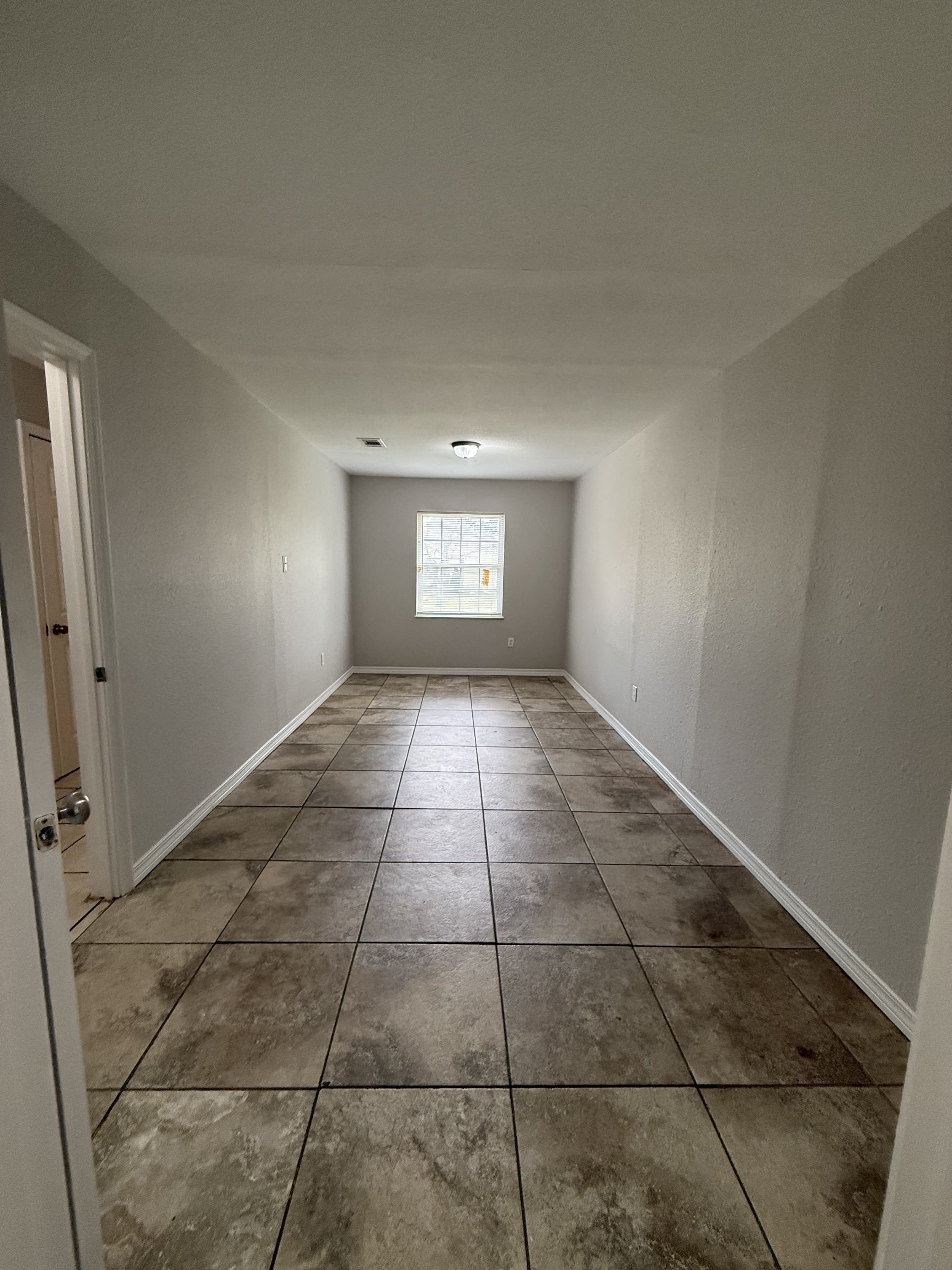 98 Russell Boulevard – photo 5