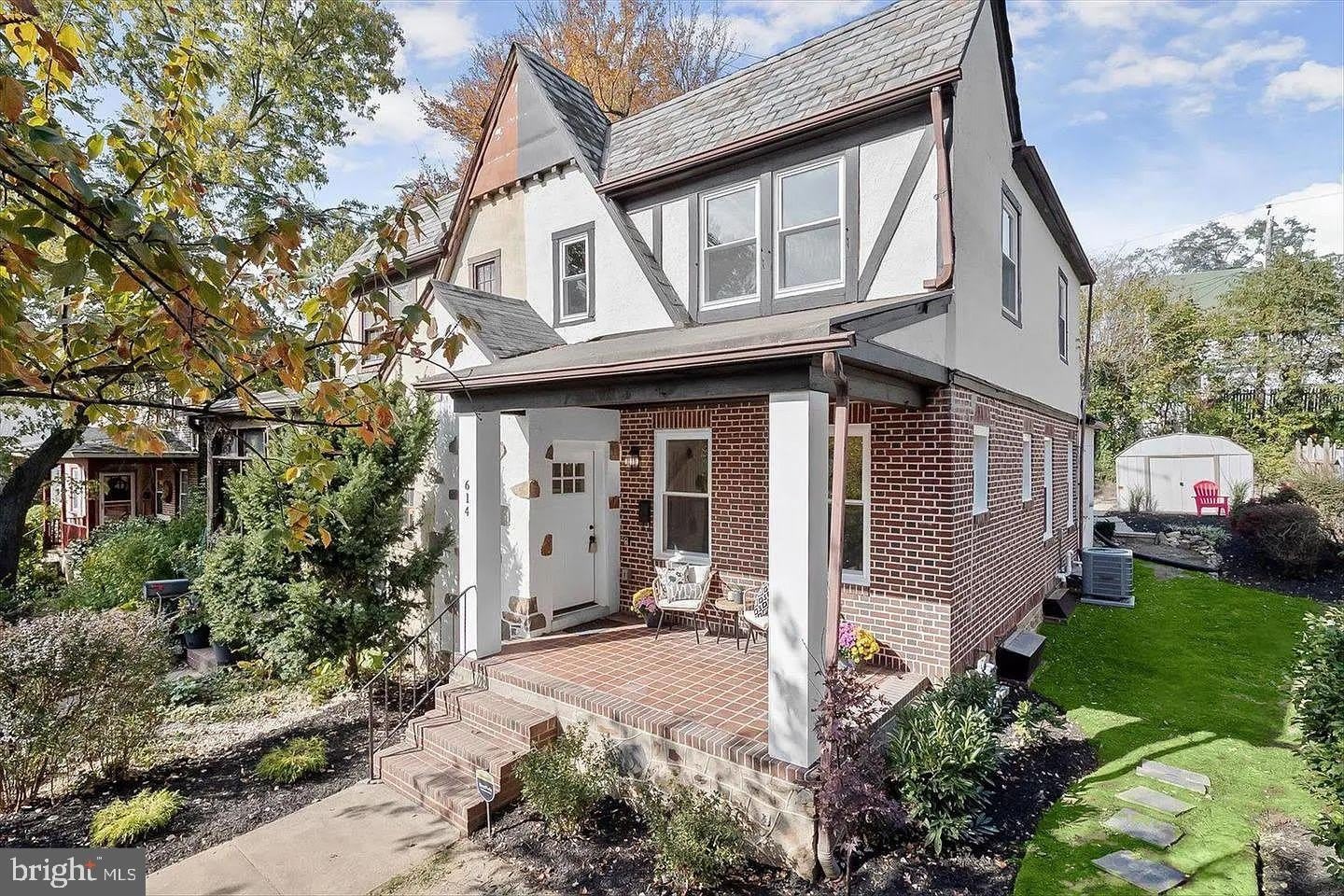 614 STAMFORD RD – photo 1