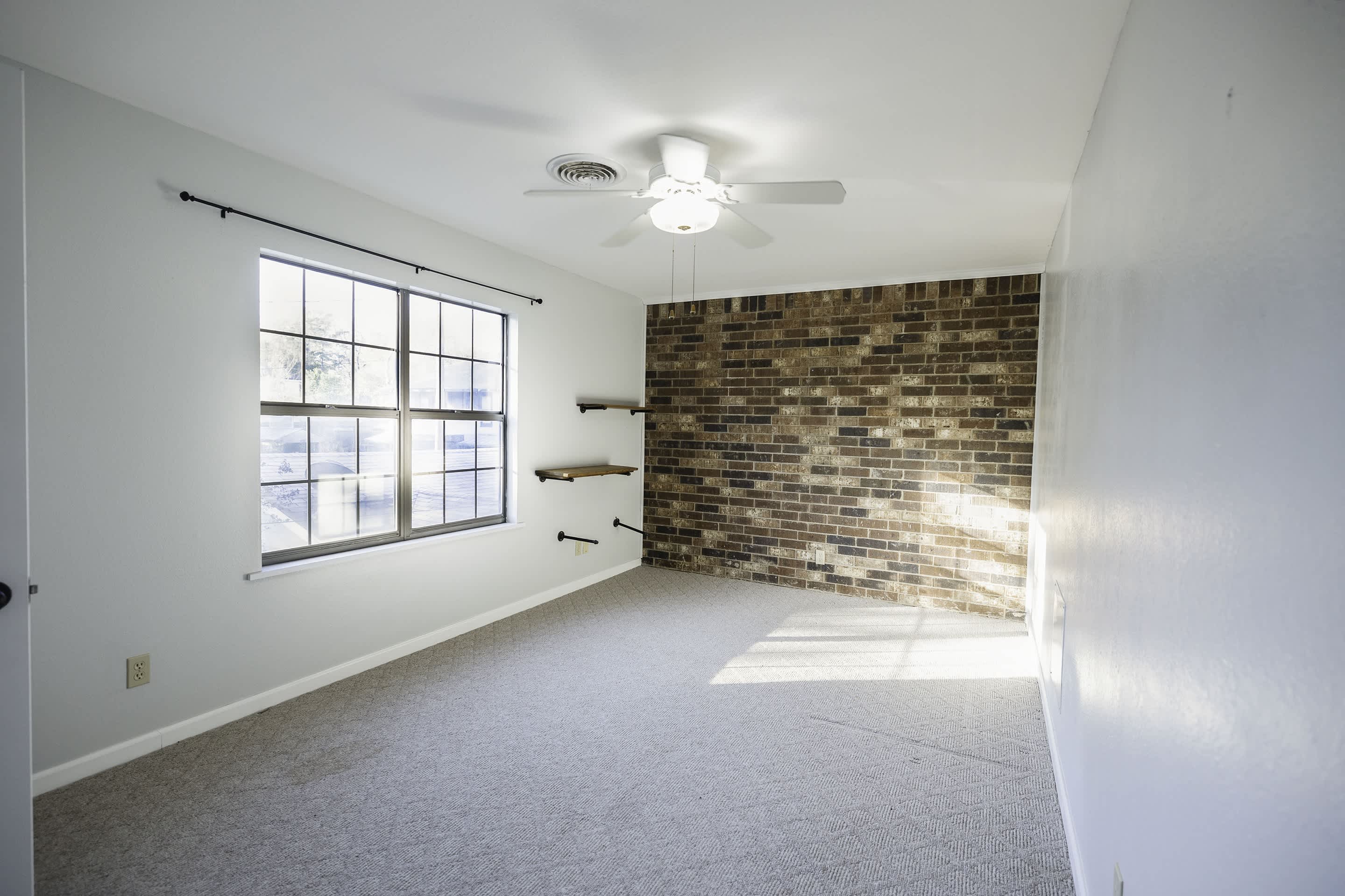 101 West Second Street – photo 4