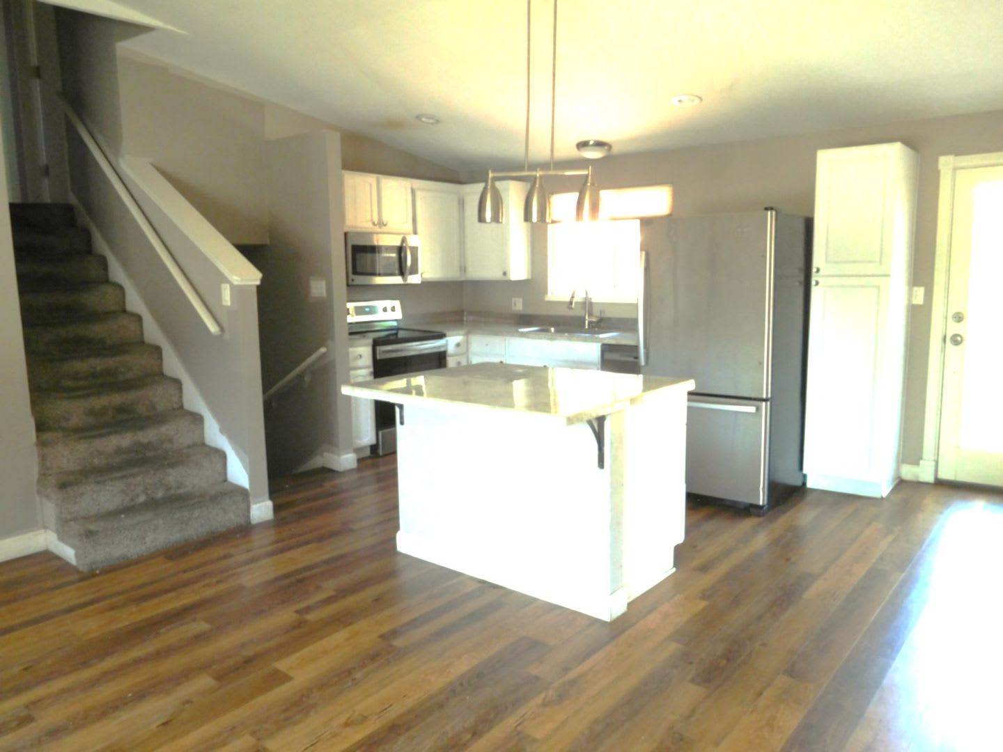 Unr Friendly 4 Bedroom 3 Bath Home – photo 4