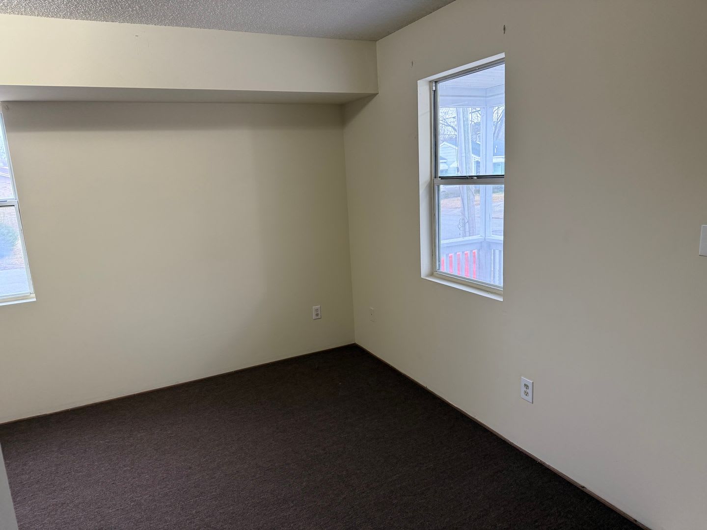 Cozy Home with a Great Location In Town – photo 3