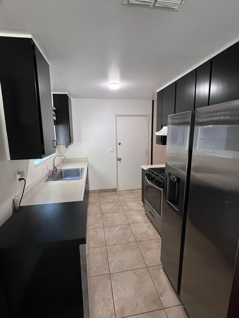 Nice 3 Bedroom Home In Sacramento – photo 2