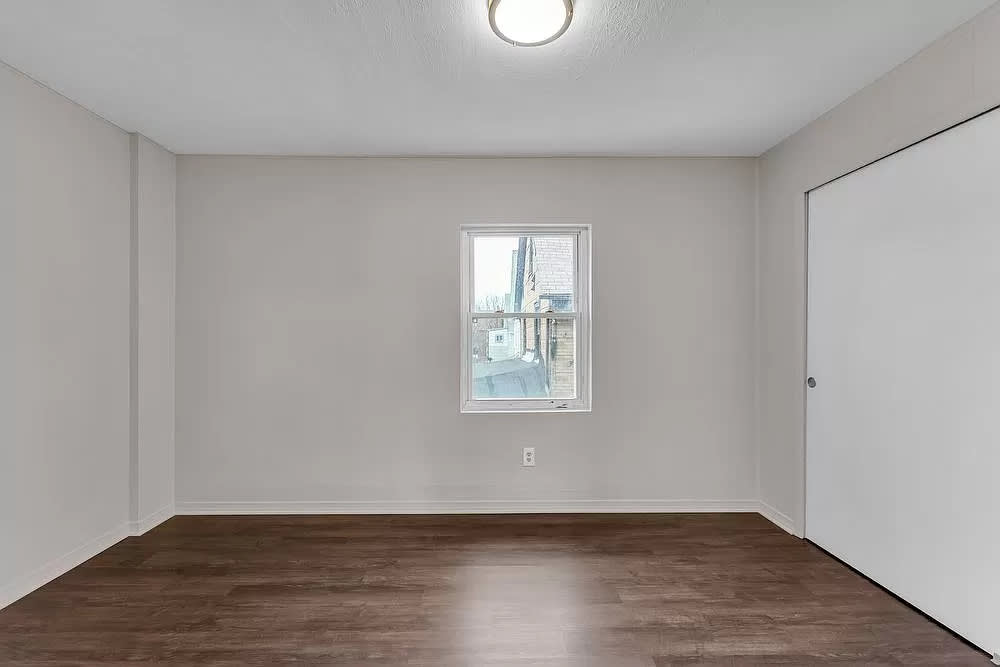 2120 Robin Street 4 – photo 3