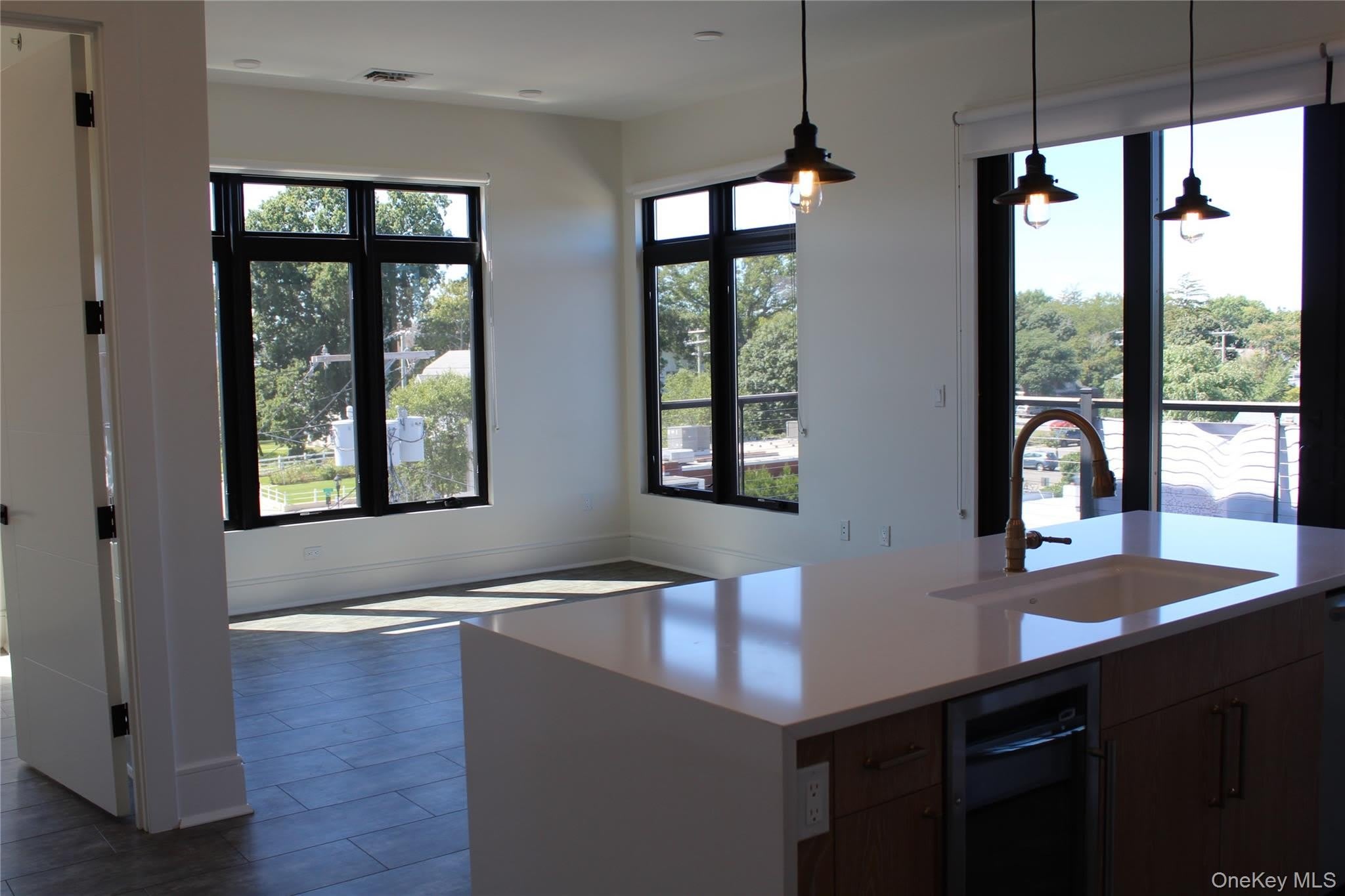 331 E Main – photo 2