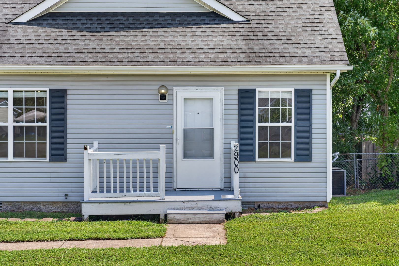 3 Bedroom 2 Bath Dog Friendly Home For Rent Near Post! – photo 4