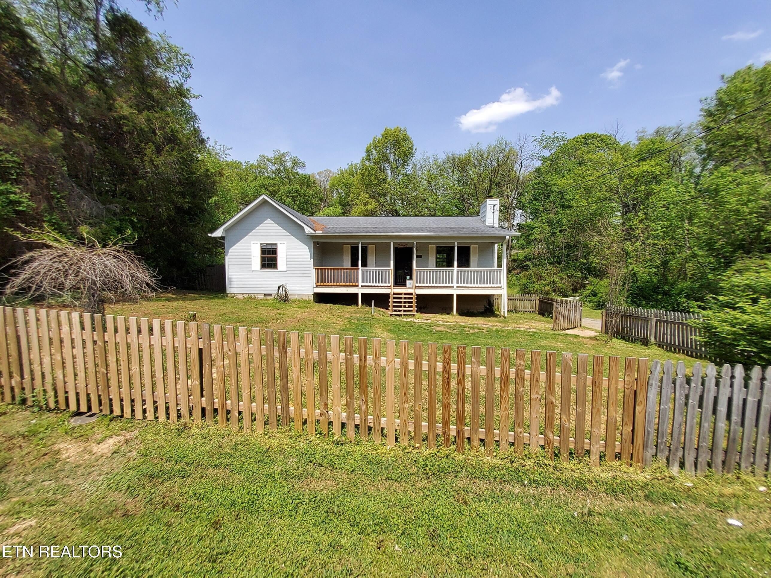 1228 Payne School Drive – photo 2
