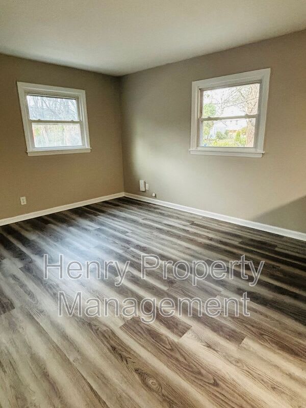 1120 Drew Street – photo 3