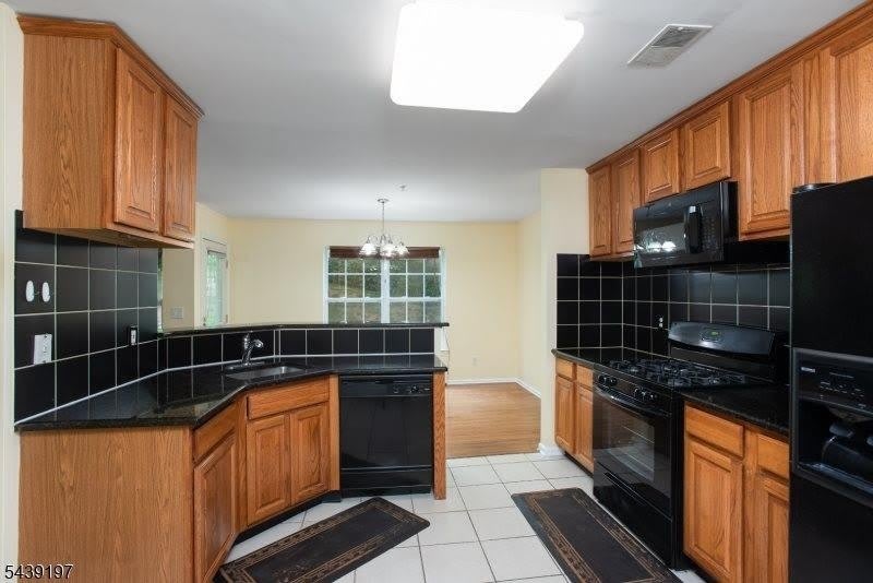106 Wallace Ct – photo 3