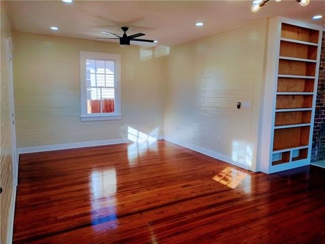 2717 LOYOLA Avenue – photo 2