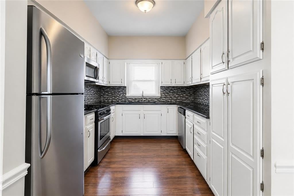 74 Sutton Street – photo 3