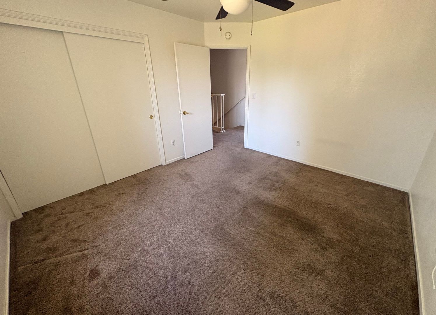 Cozy 3 Bed 2 5 Bath Home For Rent Near Mooney Blvd – photo 4