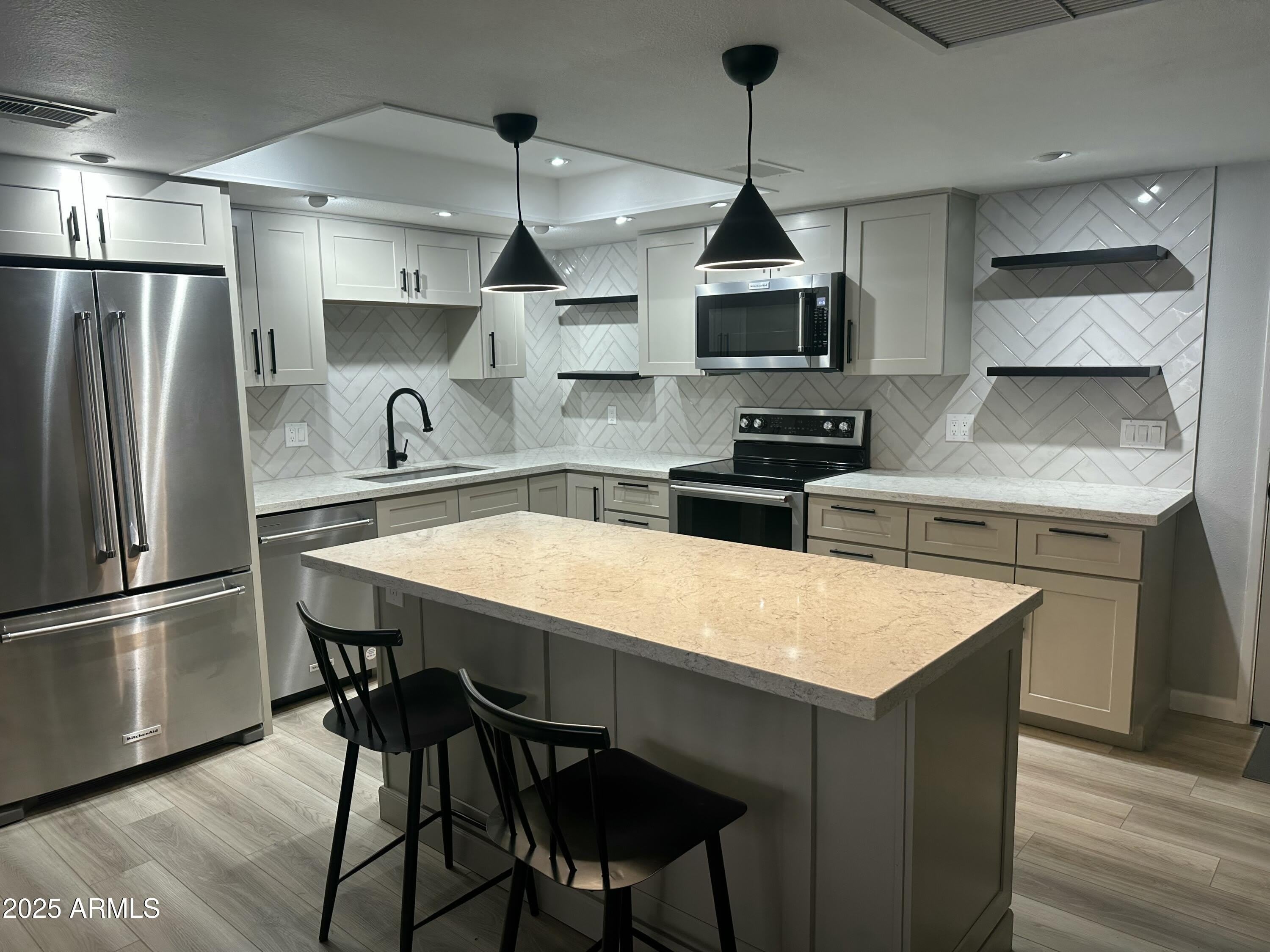 7930 E CAMELBACK Road – photo 4