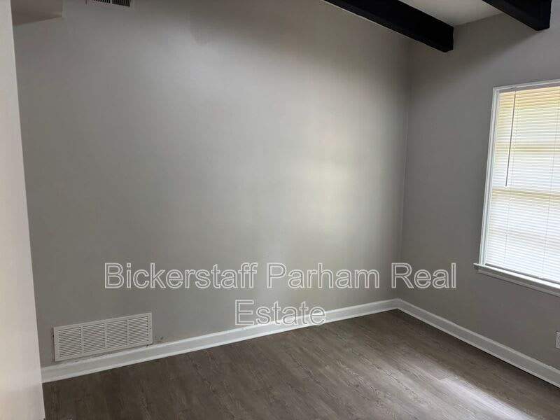2608 Walker Street – photo 3
