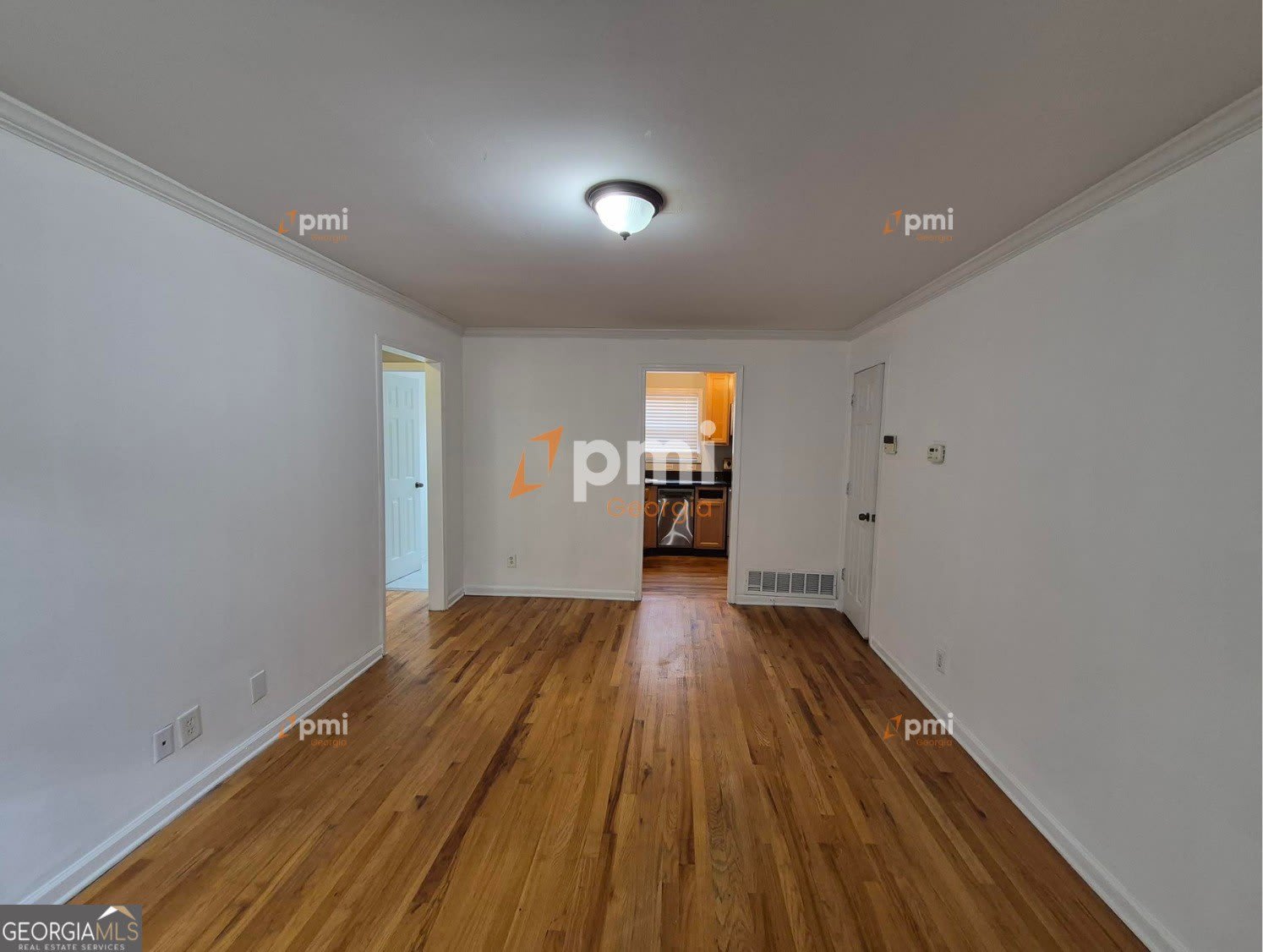 3206 Mathieson Drive NE – photo 5