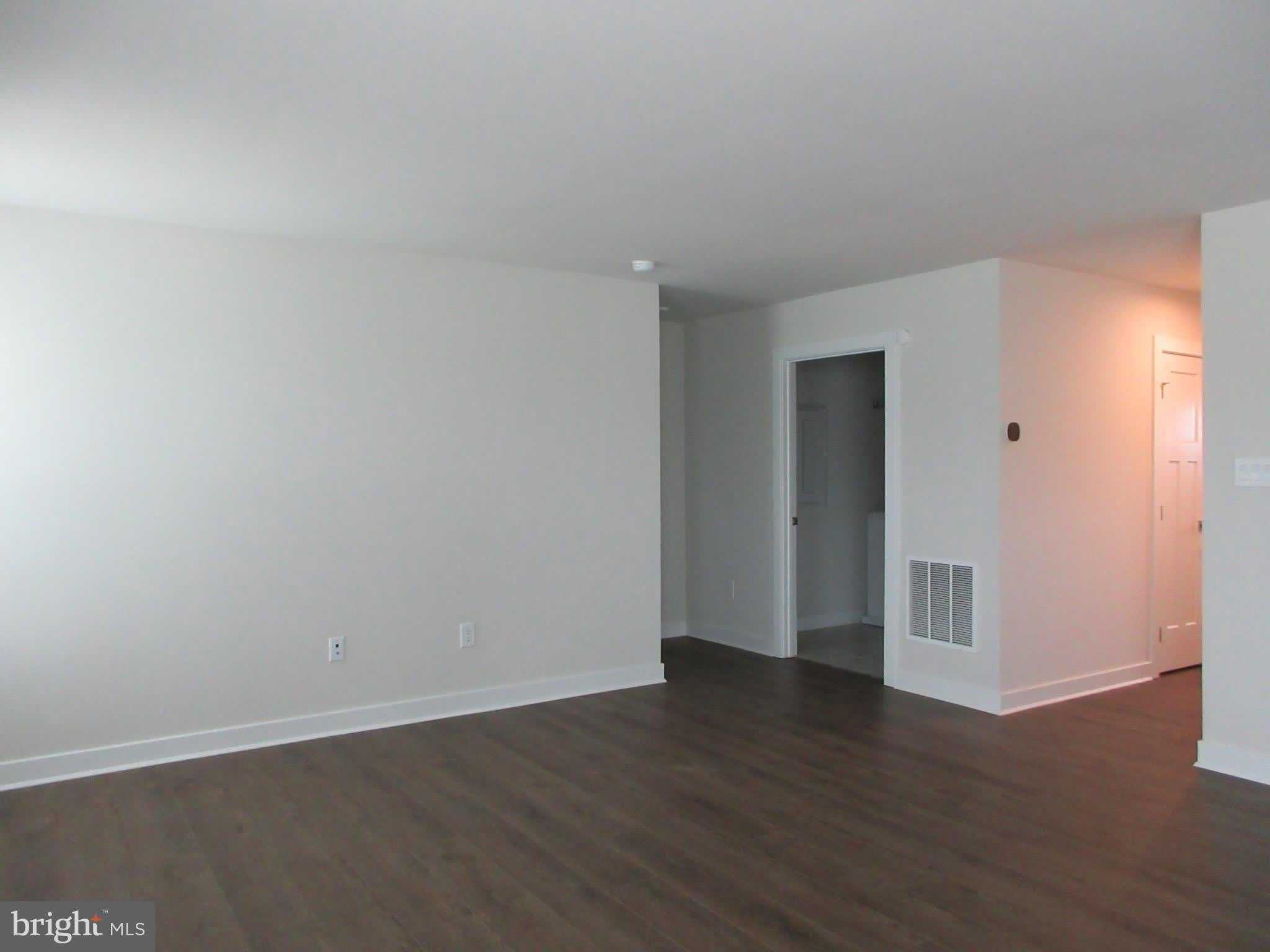383 WINDFLOWER Drive – photo 5