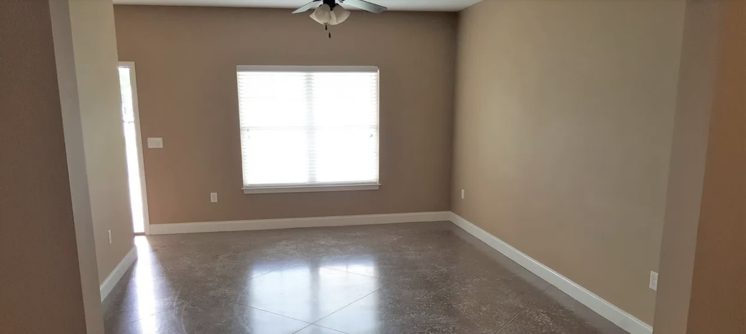 330 Walnut Creek Drive – photo 2