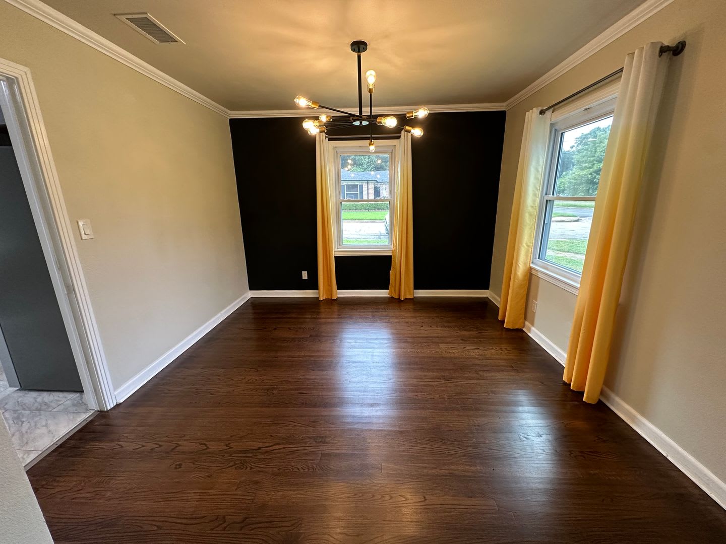 2521 Sunnybrook Dr. – photo 4