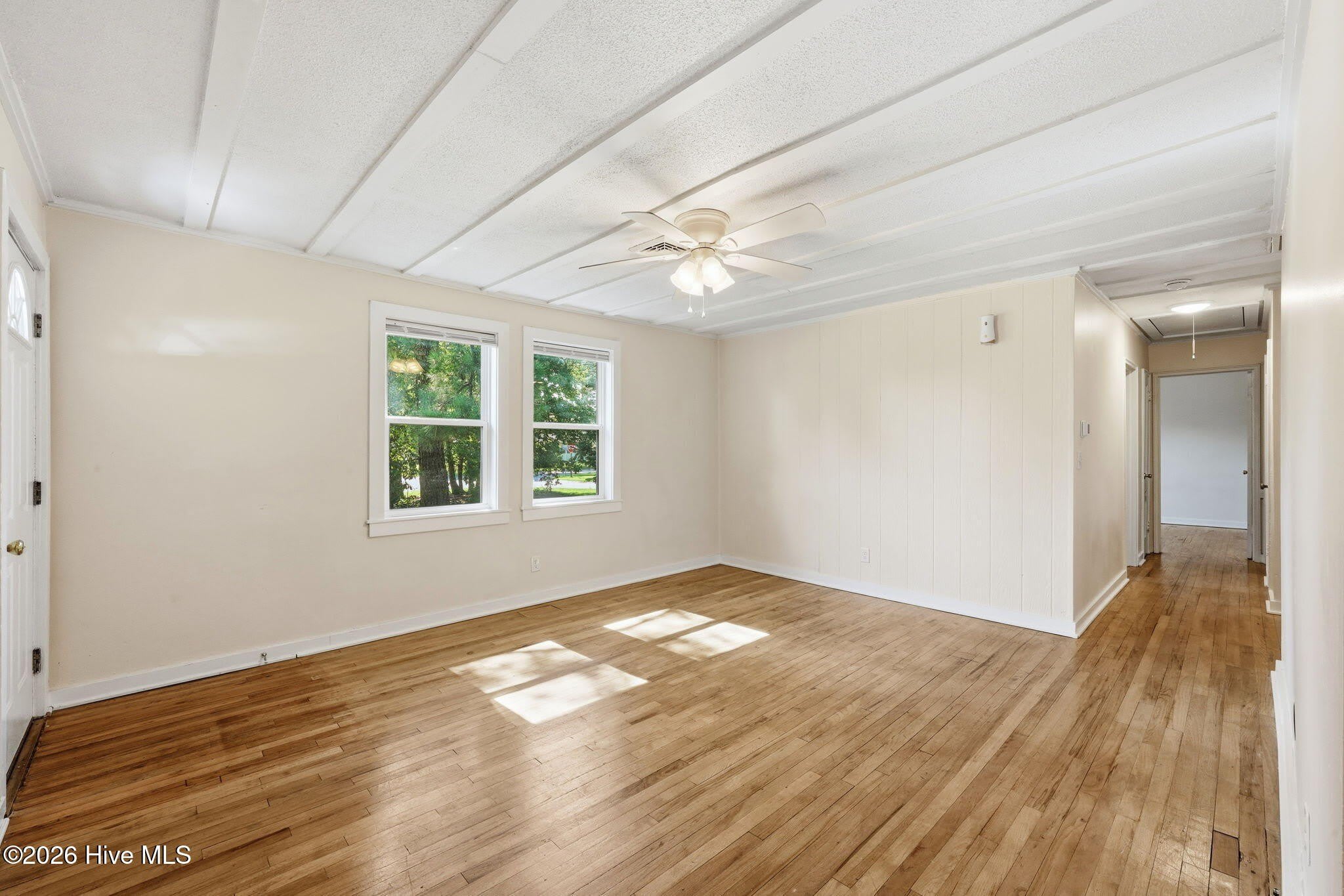 1101 Meadows Street – photo 5