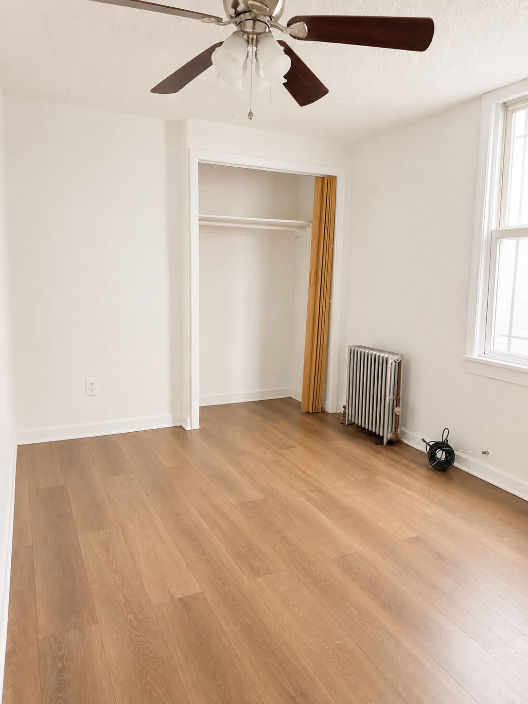 284 Hunterdon St – photo 4